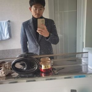 Meet your Posher, Huan